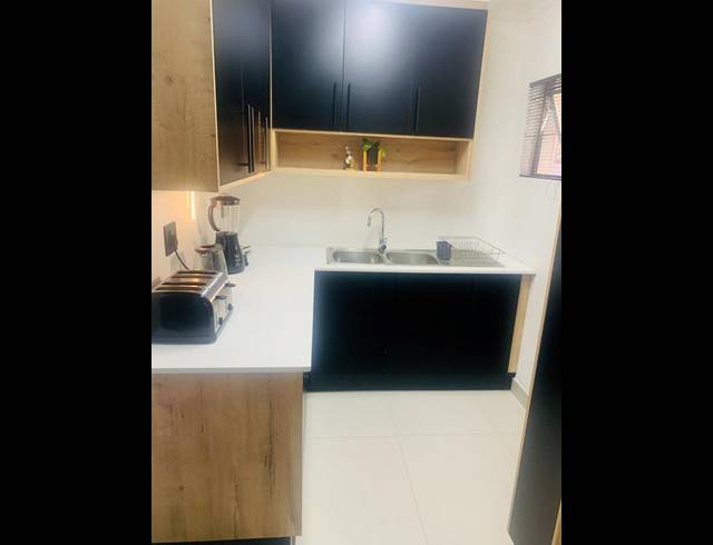 5 BEDROOM HOUSE FOR SALE IN SAVANNAH COUNTRY ESTATE